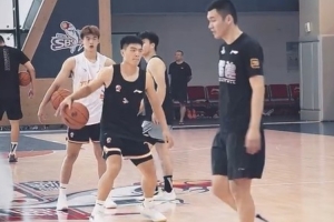 实时广东客家青年vs三七互娱比赛回放_实时广东客家青年vs三七互娱比赛回放超清直播_实时广东客家青年vs三七互娱比赛回放1080p 在线观看