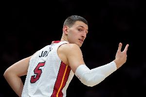 今日NBA勇士vs湖人比赛回放_今日NBA勇士vs湖人比赛回放无插件直播_今日NBA勇士vs湖人比赛回放免费高清观看